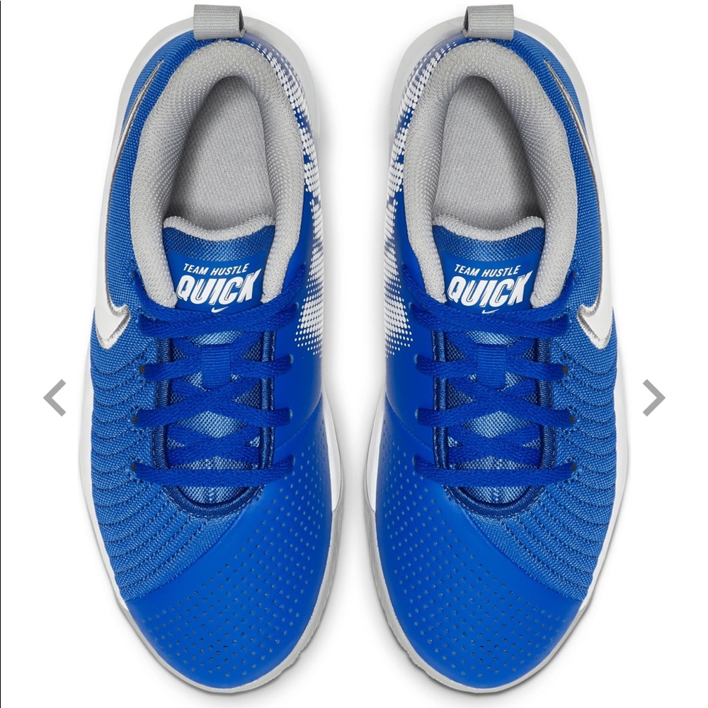 NWOT Nike Youth Team Hustle Basketball Shoes 🏀